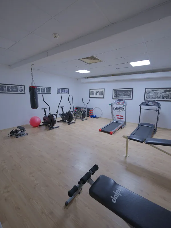 Tam Donanımlı Spor & Kondisyon Salonu